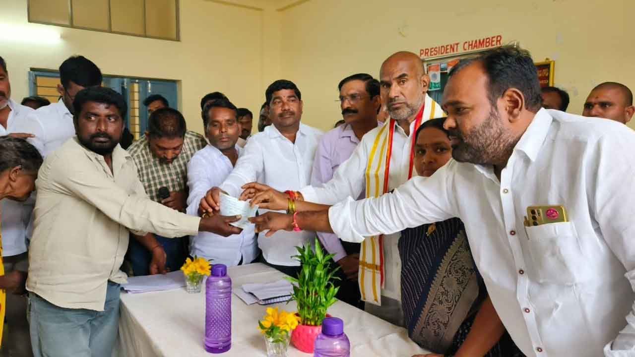 ముంపు గ్రామాలకు 5 కోట్ల పరిహారం