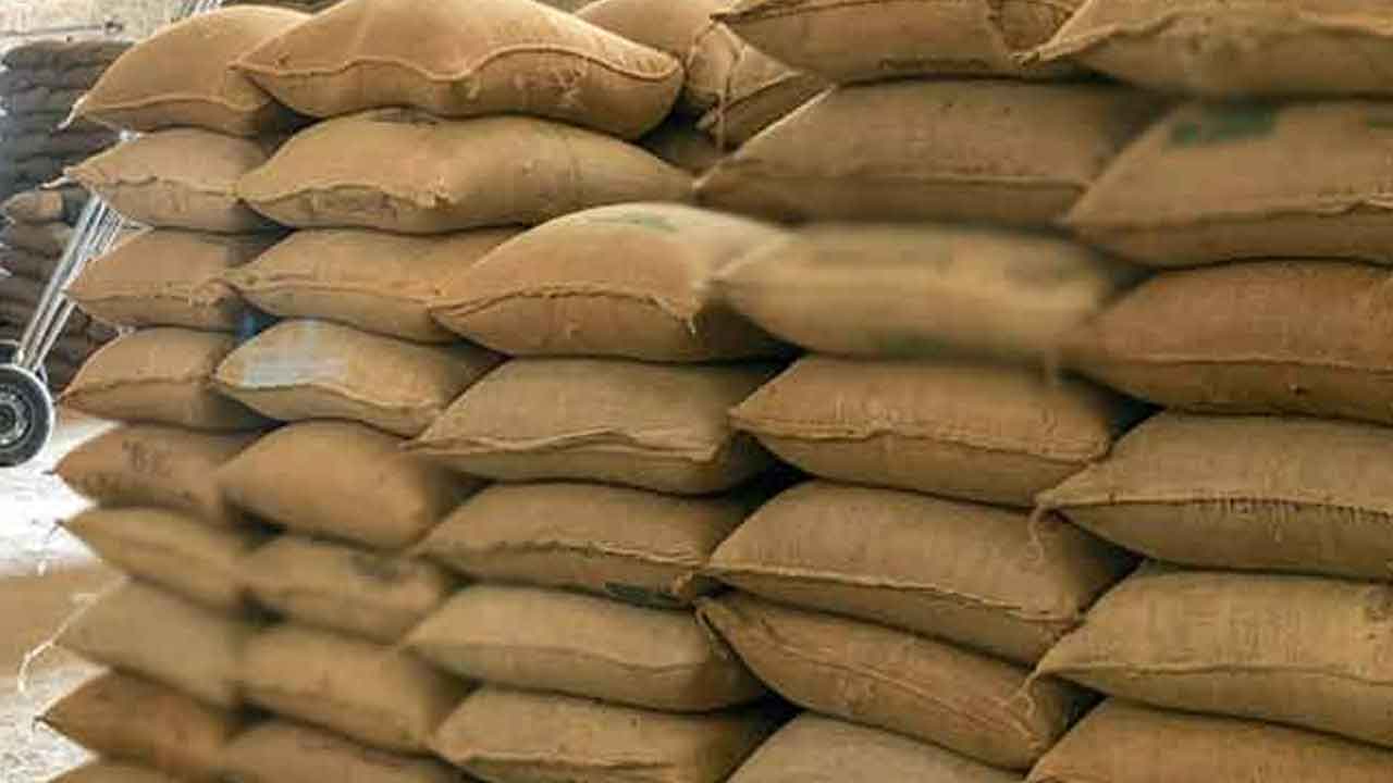 ఆహార ధాన్యాల ప్యాకింగ్‌100% గోనె సంచుల్లోనే