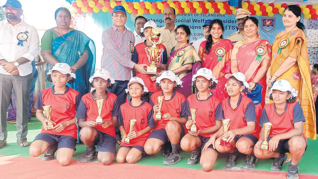 క్రీడలకు ప్రాధాన్యం