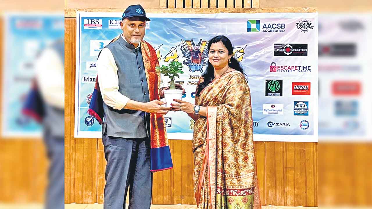 క్రీడల్లో నైపుణ్యాన్ని పెంపొందించుకోవాలి