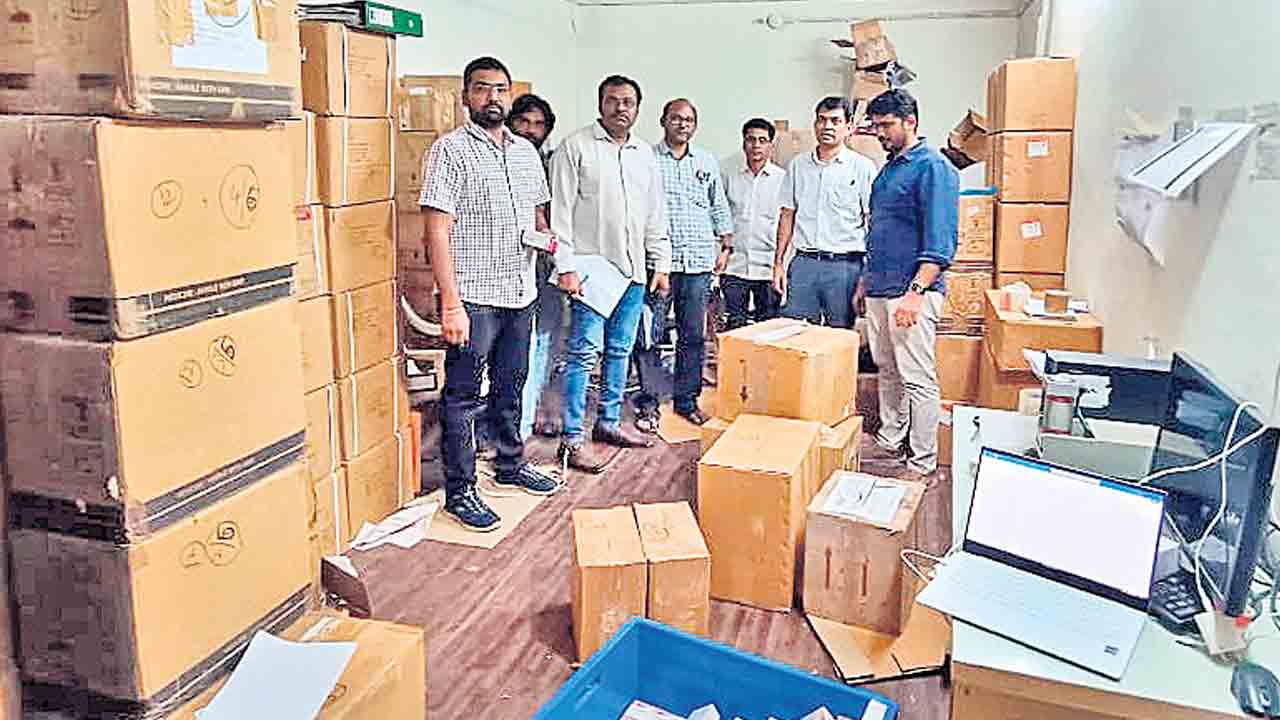 Medicines seized | భారీగా నకిలీ మందులు సీజ్‌.. పట్టుబడ్డ ఔషధాల విలువ రూ.4.35 కోట్లు