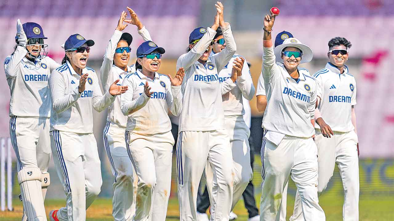 దీప్తి పాంచ్‌ పటాకా