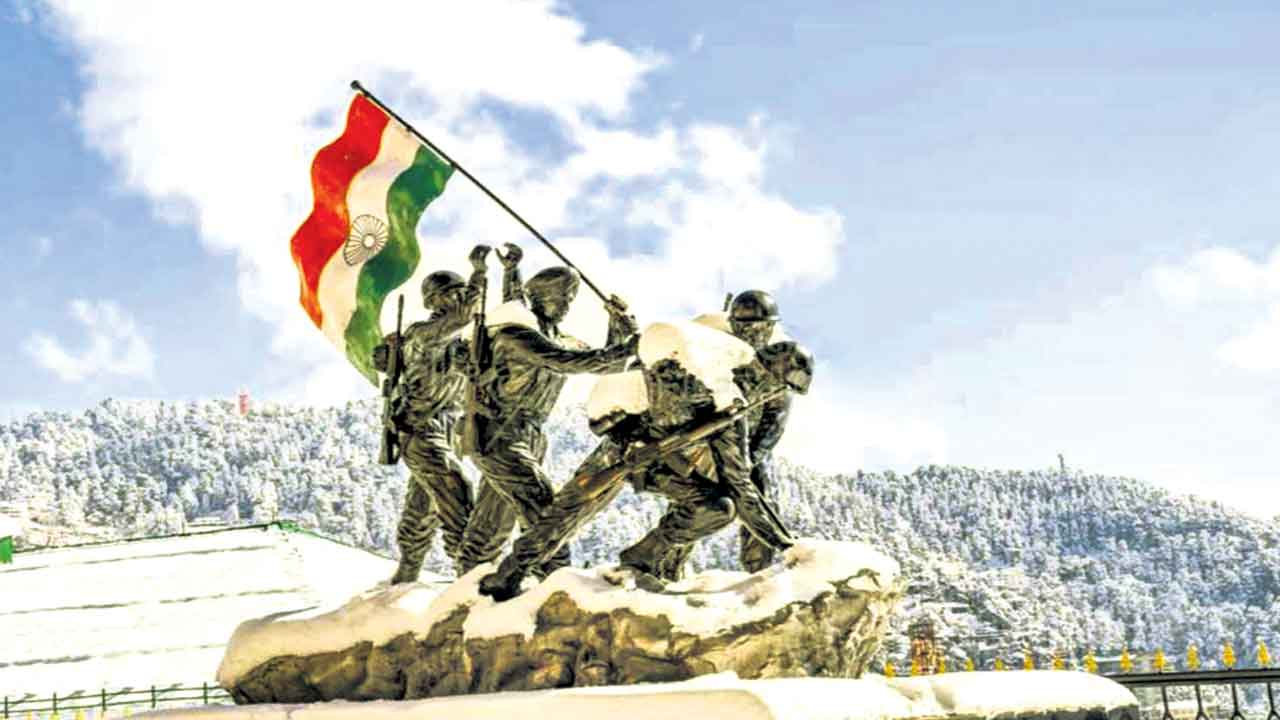 భారత్‌కు బలం సాయుధ దళం 