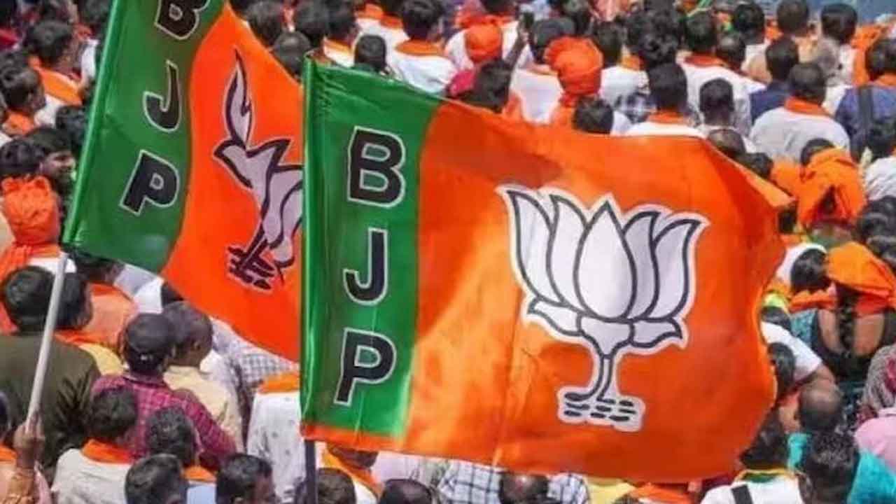 3 రాష్ర్టాల సీఎంల ఎంపికకు పరిశీలకులు