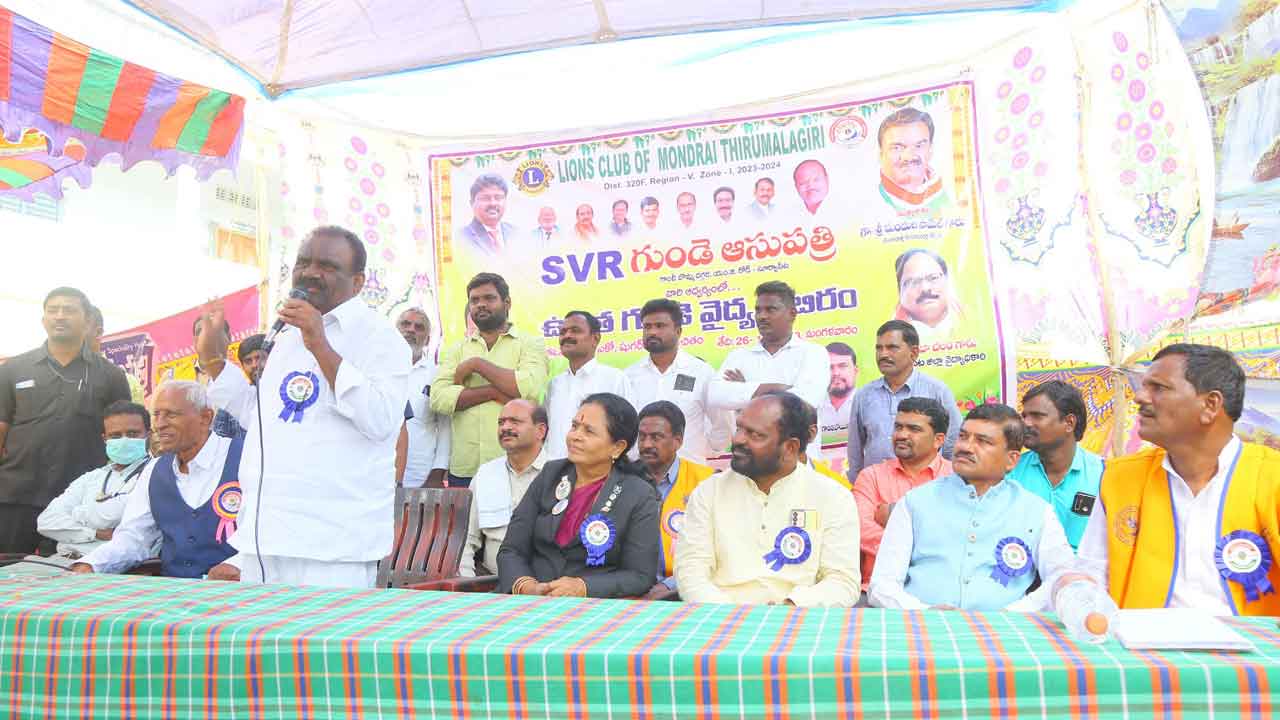 గ్రామాల్లోని సమస్యల పరిష్కారానికి కృషి