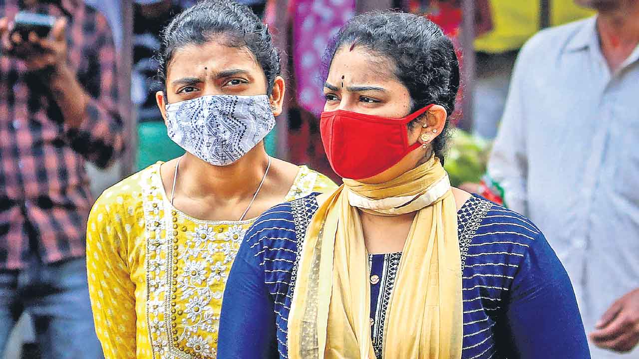 Covid-19 | కరోనా డేంజర్‌ బెల్స్‌.. దేశంలో ఒక్క రోజే 614 కేసులు