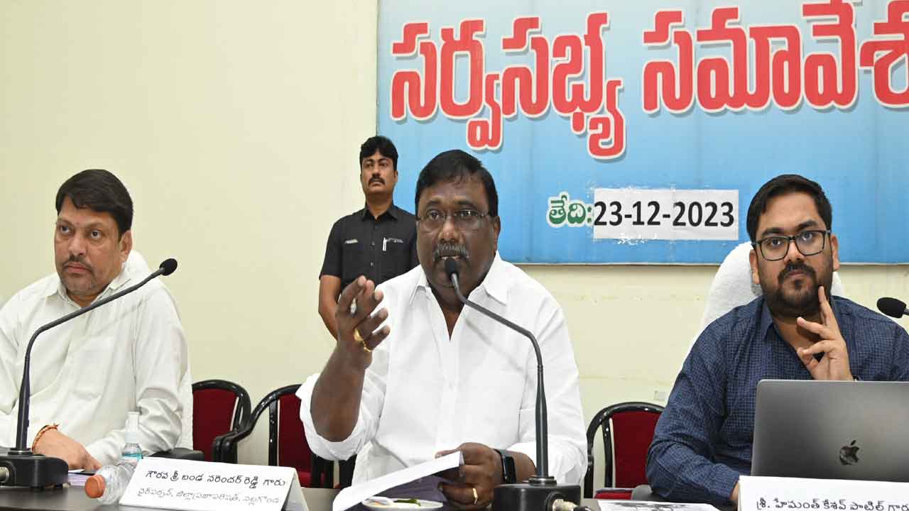 ప్రజాప్రతినిధులు చెప్పినా పట్టించుకోరా?