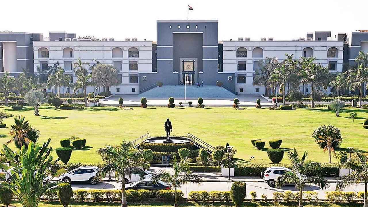 Gujarat Court | అత్యాచారానికి ఎవరు పాల్పడినా అది అత్యాచారమే.. చివరికి భర్త అయినా: గుజరాత్‌ కోర్టు