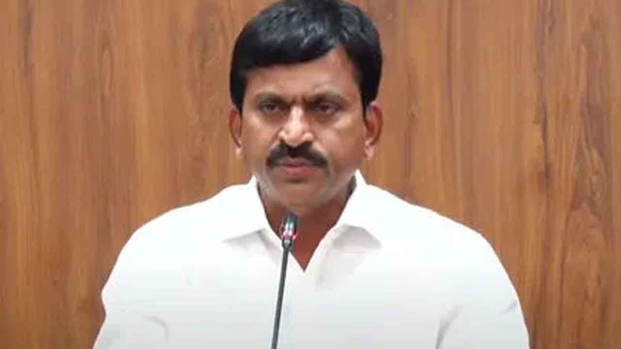 వీఆర్‌ఏల సమస్యలు తీరుస్తాం: పొంగులేటి