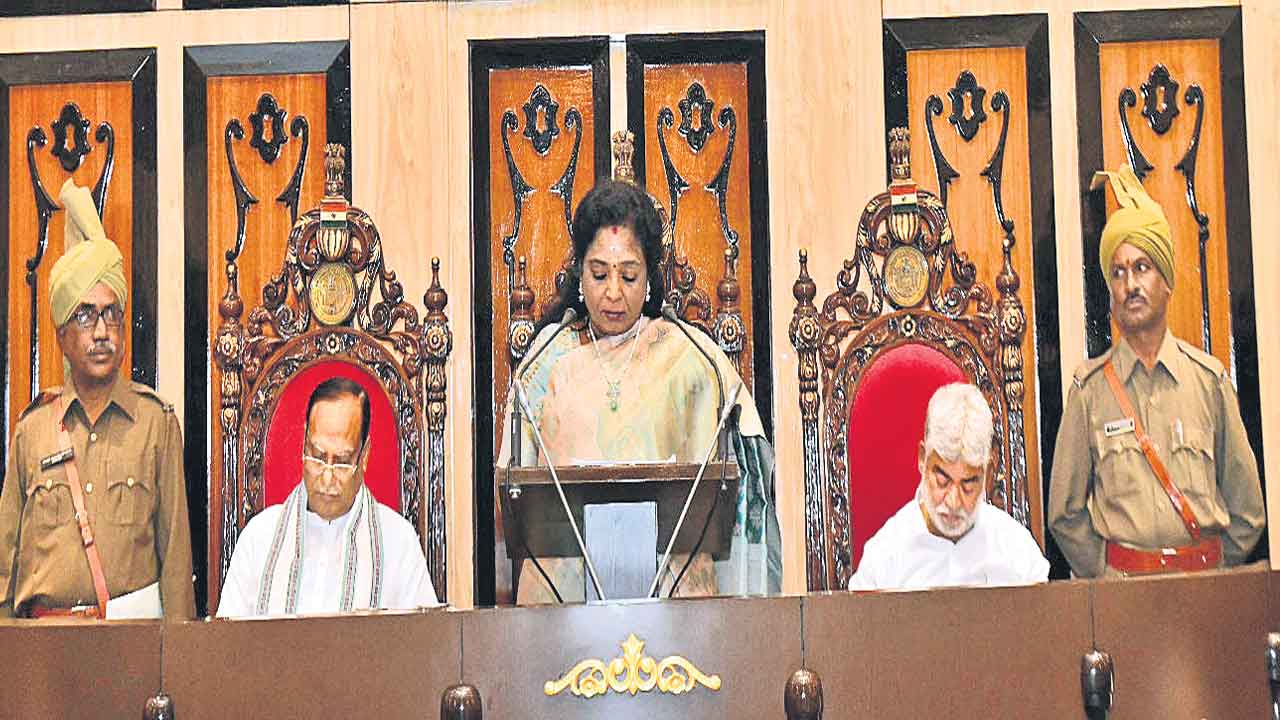 Congress | 100 రోజుల్లో 6 గ్యారెంటీలు.. ఏడాదిలో 2 లక్షల ఉద్యోగాలు.. 6 నెలల్లో మెగా డీఎస్సీ