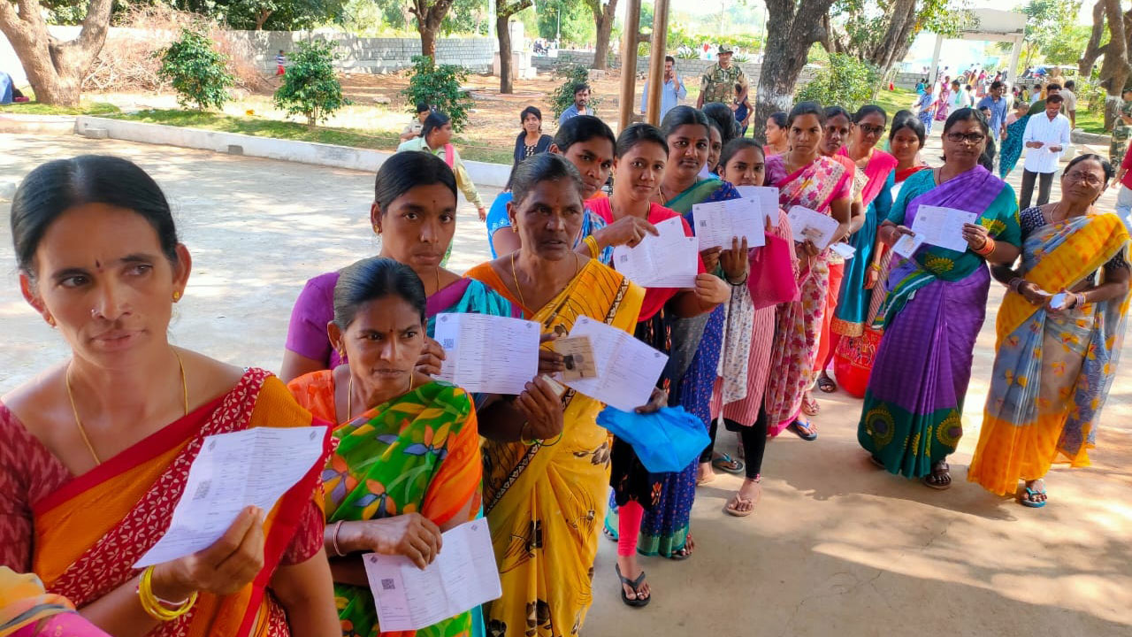 అతివలే అంతిమ నిర్ణేతలు