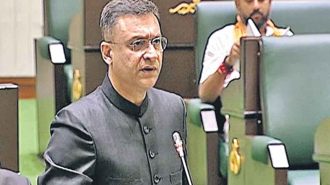 ముస్లింల గొంతు నొక్కుతారా?