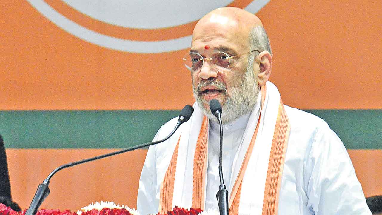 విభేదాలు పక్కనపెట్టి పనిచేయండి