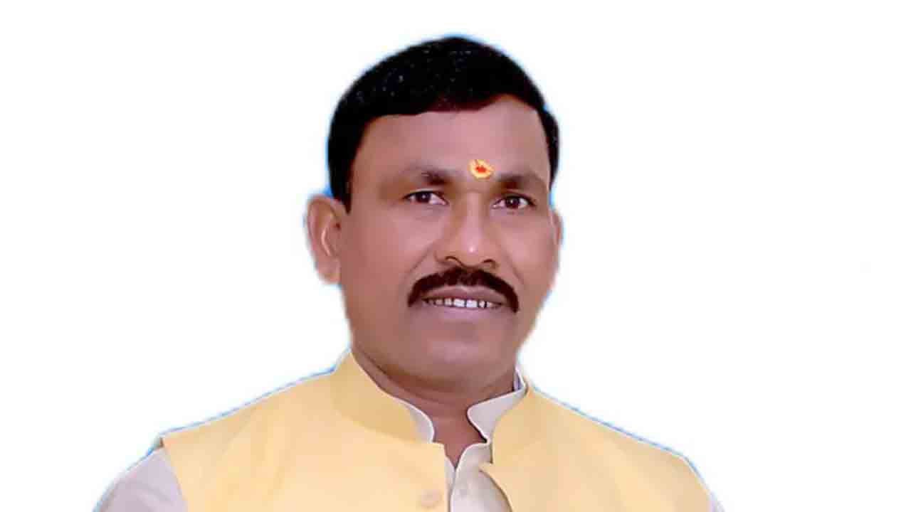 BJP MLA Disqualified | అత్యాచారం కేసులో జైలు శిక్ష.. బీజేపీ ఎమ్మెల్యేపై అనర్హత వేటు