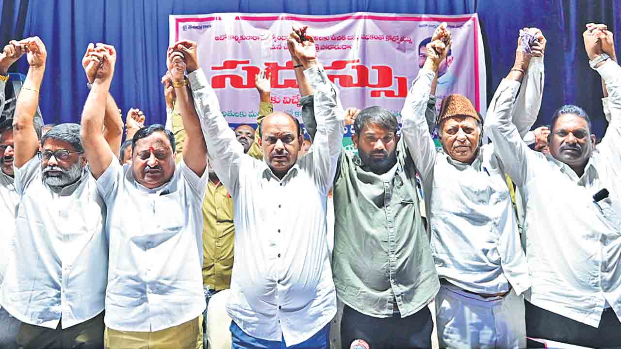 ఆటో డ్రైవర్లను బతకనివ్వండి