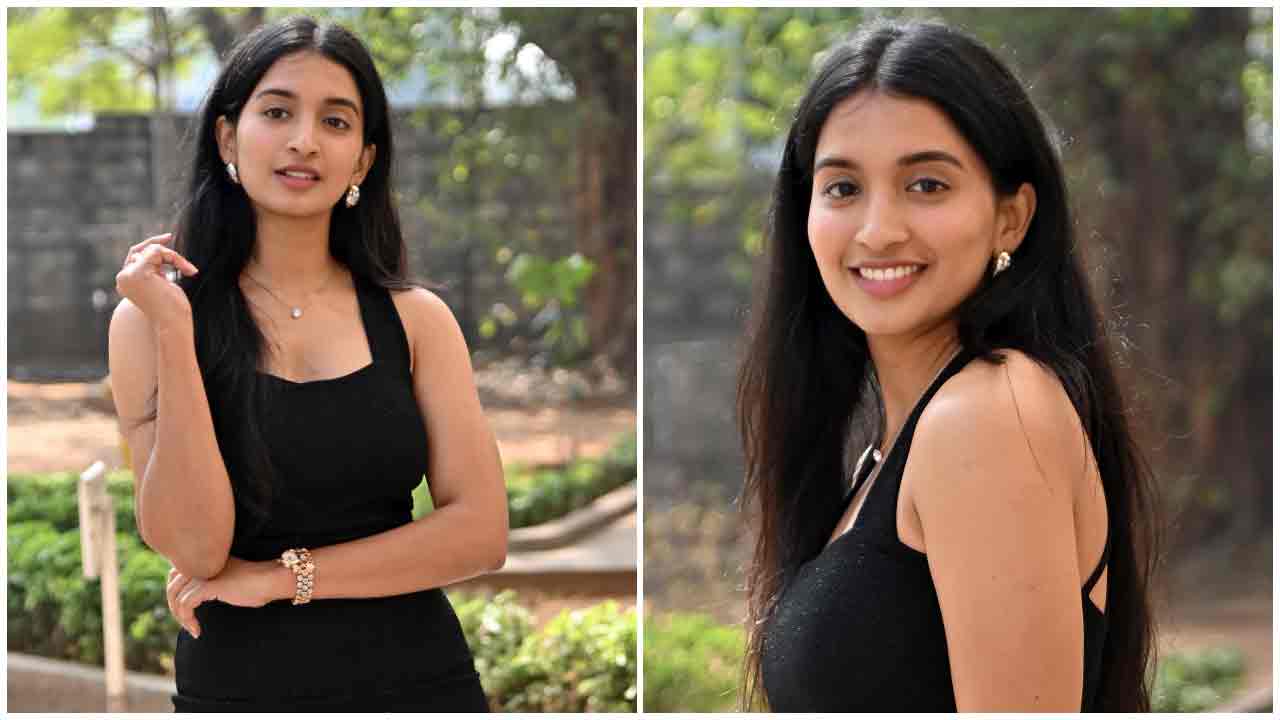 Bhavana Vazhapandal | ముసిముసి నవ్వులతో మురిపిస్తున్న భావన వళపండల్..