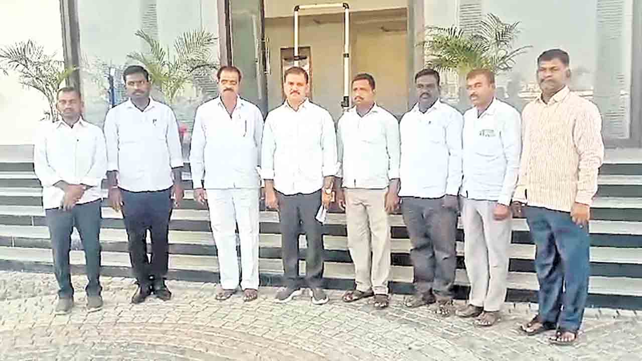 నాపై ఆరోపణలు రాజకీయ కుట్రే..