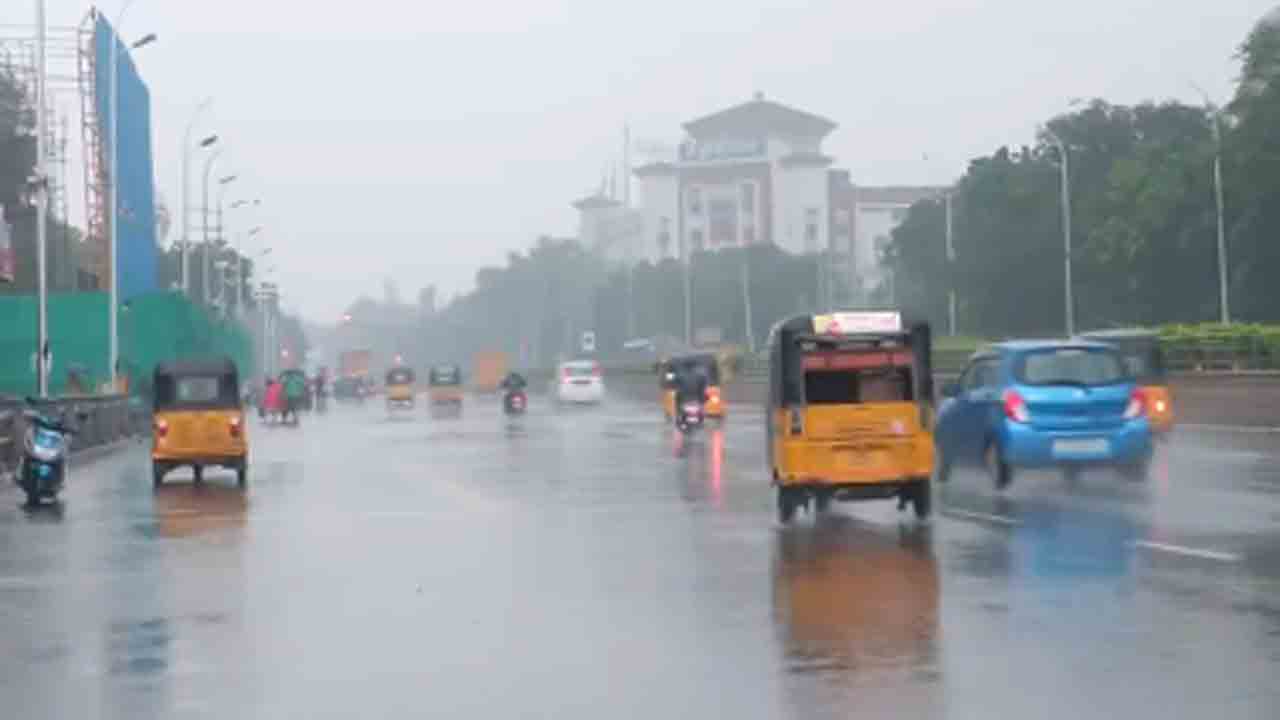 Chennai Rains | చెన్నైలో మరోసారి భారీ వర్షం.. తమిళనాడుకు ఐఎండీ రెయిన్‌ అలర్ట్‌