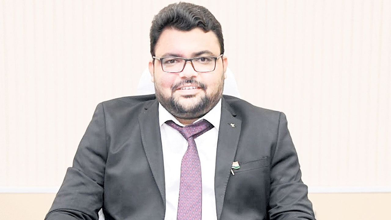 ఆధార్‌ కార్డు నకలు తప్పనిసరి