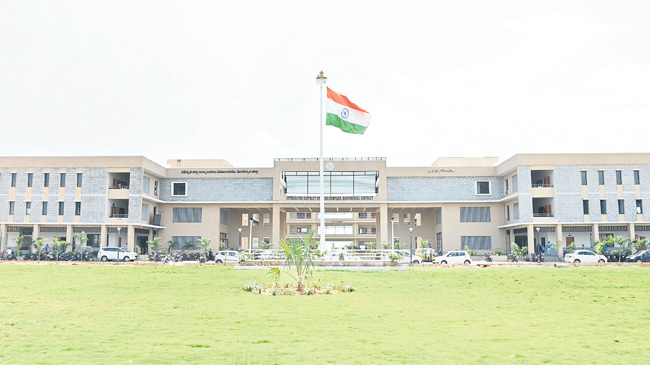 ఔట్‌సోర్సింగ్‌ పేరిట మోసం