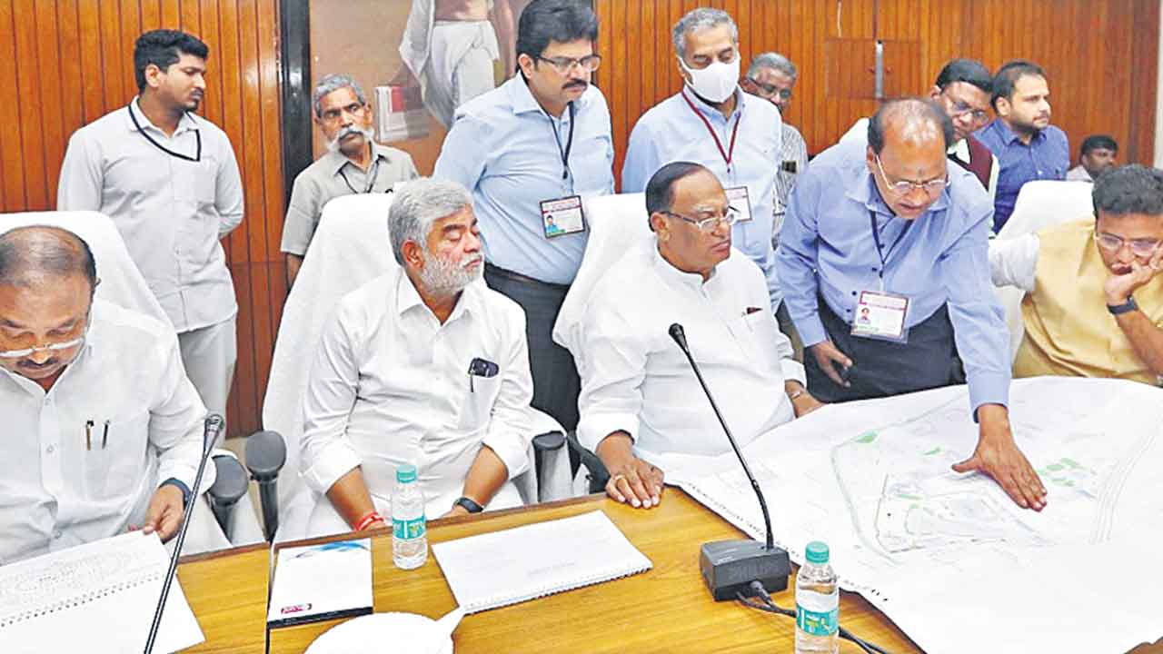 అసెంబ్లీ, మండలి ఒకేచోట ఉంటే ప్రయోజనం