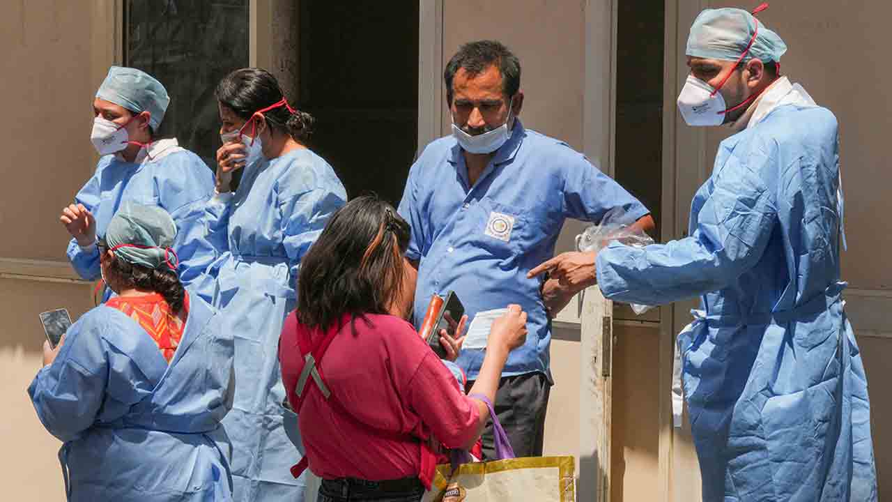 Coronavirus | కలవరపెడుతున్న కొత్త వేరియంట్‌.. జేఎన్‌.1 లక్షణాలు ఇవీ