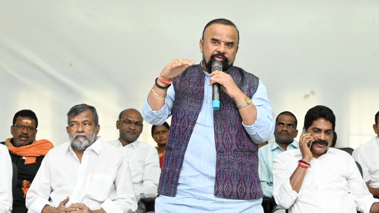 మల్టీ సర్వీసింగ్‌ కేంద్రాలుగా పీఏసీఎస్‌లు