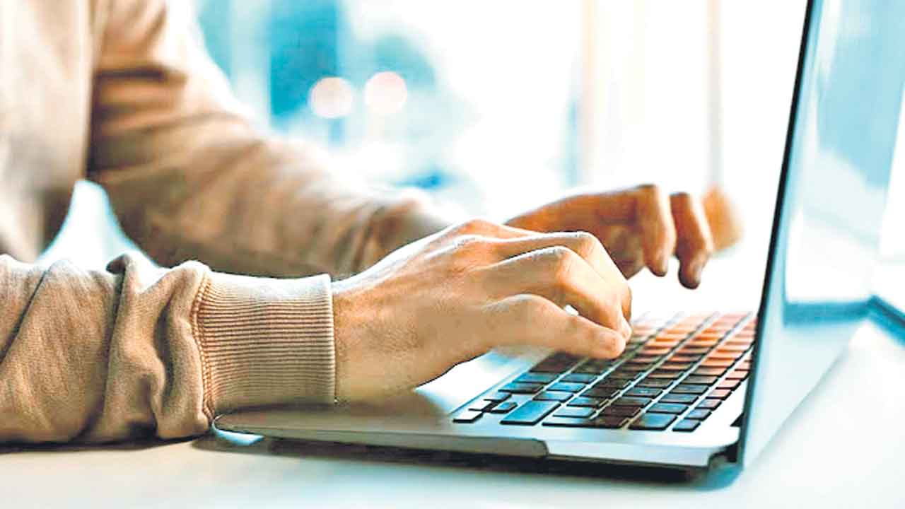 DPDP | ఖాతాలను మూడేండ్లు వాడకుంటే యూజర్ల డాటా తొలగించాల్సిందే