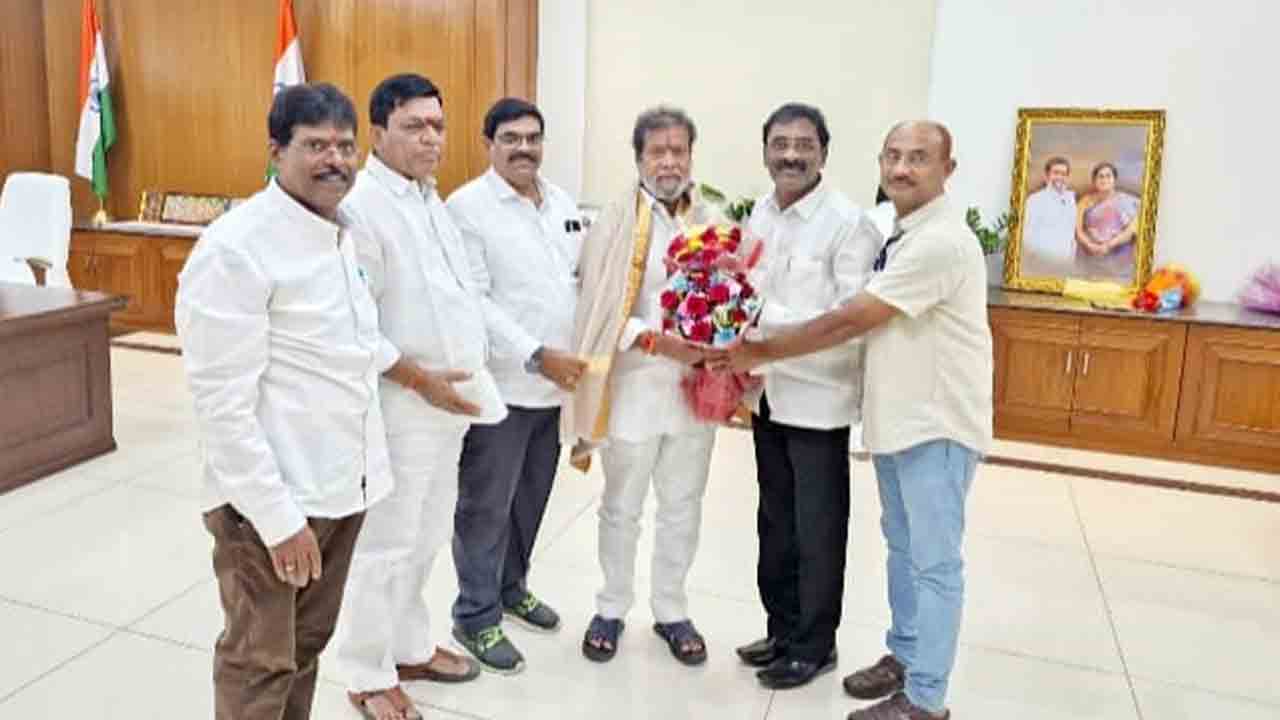 Minister Damodara Rajanarasimha | ఫార్మసిస్టుల సమస్యల పరిష్కరానికి కృషి చేస్తా : మంత్రి దామోదర రాజనరసింహ