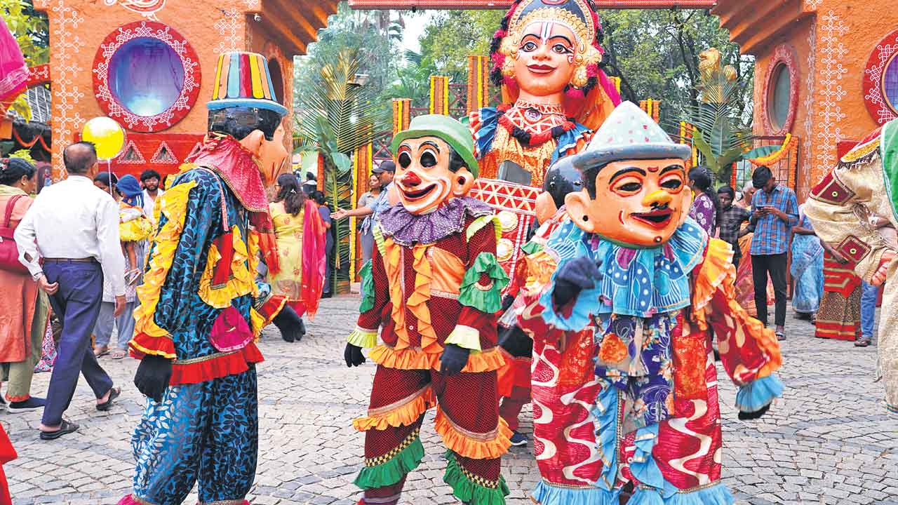 నవ్వుల్‌.. నవ్వుల్‌…