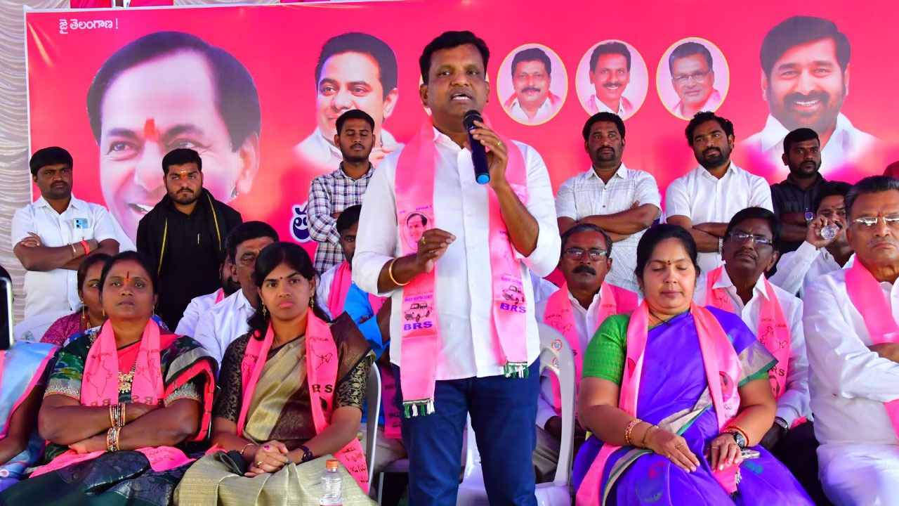 ప్రజా సమస్యల పరిష్కారానికి నిరంతరం కృషి