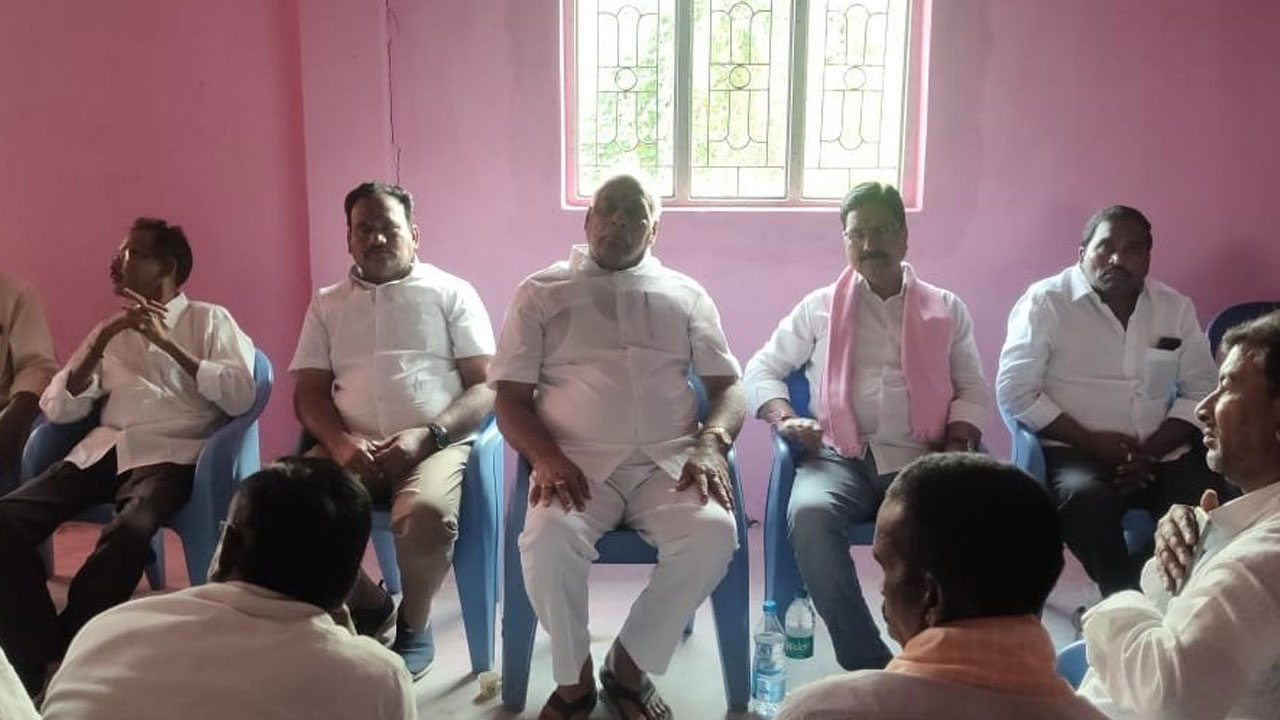 ప్రజాసేవే లక్ష్యం