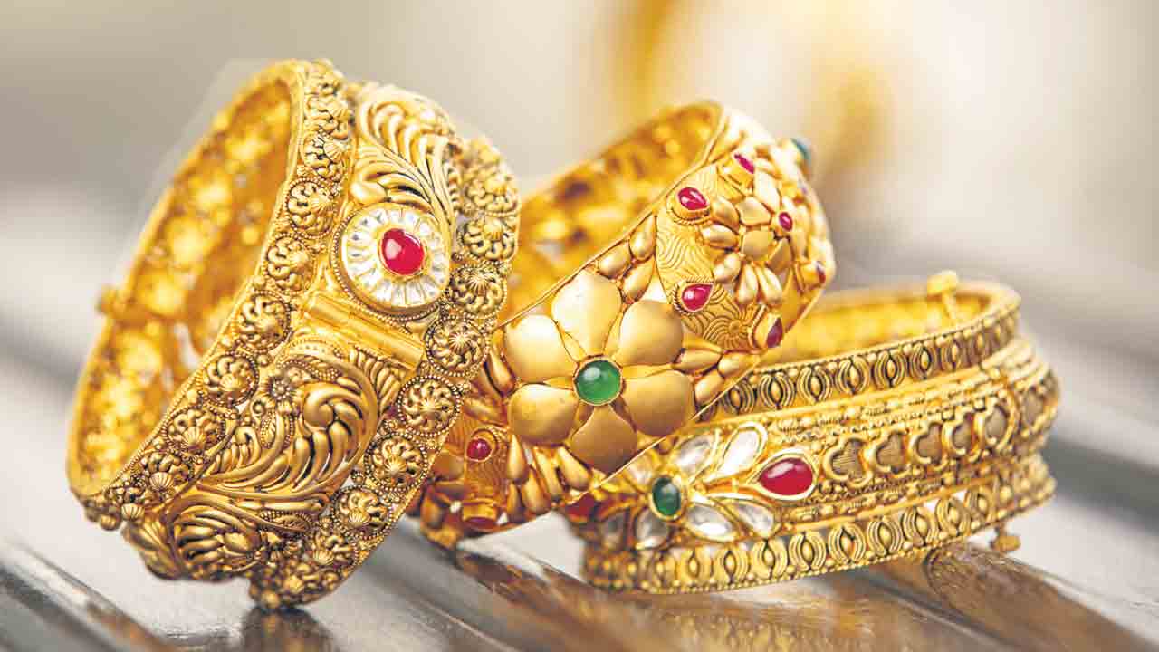Gold Rate | ఆల్‌టైమ్‌ గరిష్ఠ స్థాయిలో బంగారం ధరలు.. ఈ ఏడాదిలో ఎంత పెరిగిందంటే..
