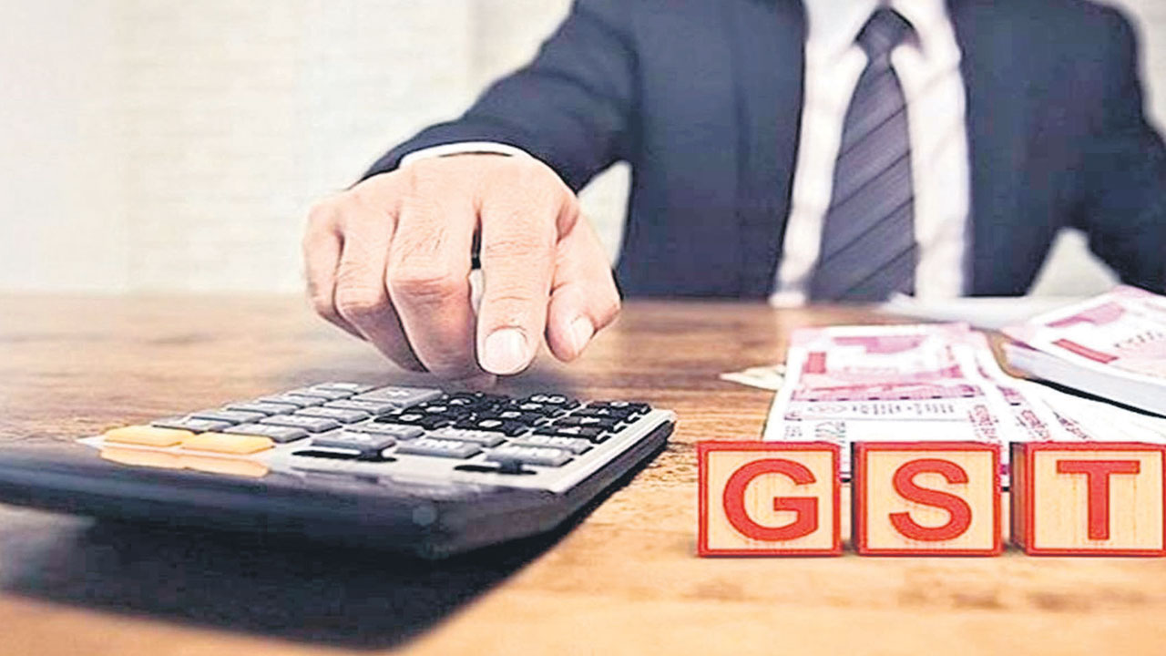 GST | జీఎస్టీ చెల్లింపునకు ఎసరు.. పన్ను ఎగవేసేందుకు వ్యాపారుల అడ్డదారులు