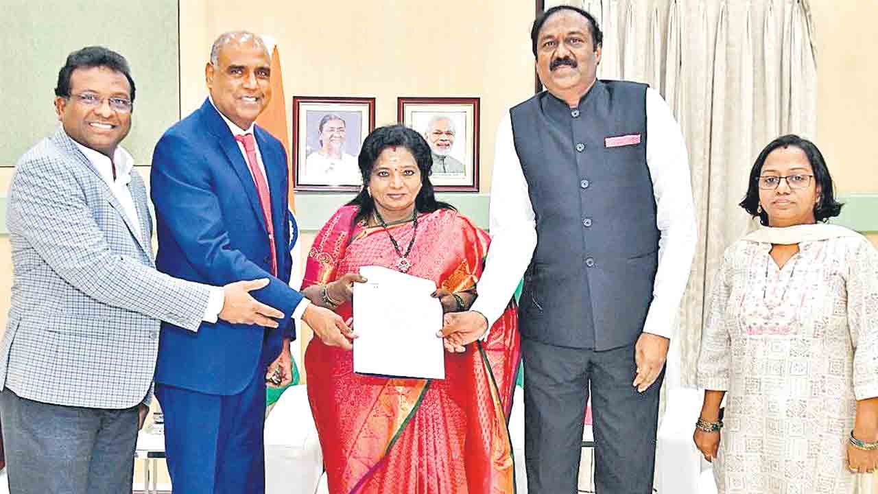 ఆటా వేడుకలకు గవర్నర్‌కు ఆహ్వానం