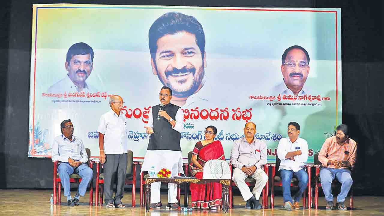 జర్నలిస్టులకు ఇండ్ల స్థలాలు ఇస్తాం