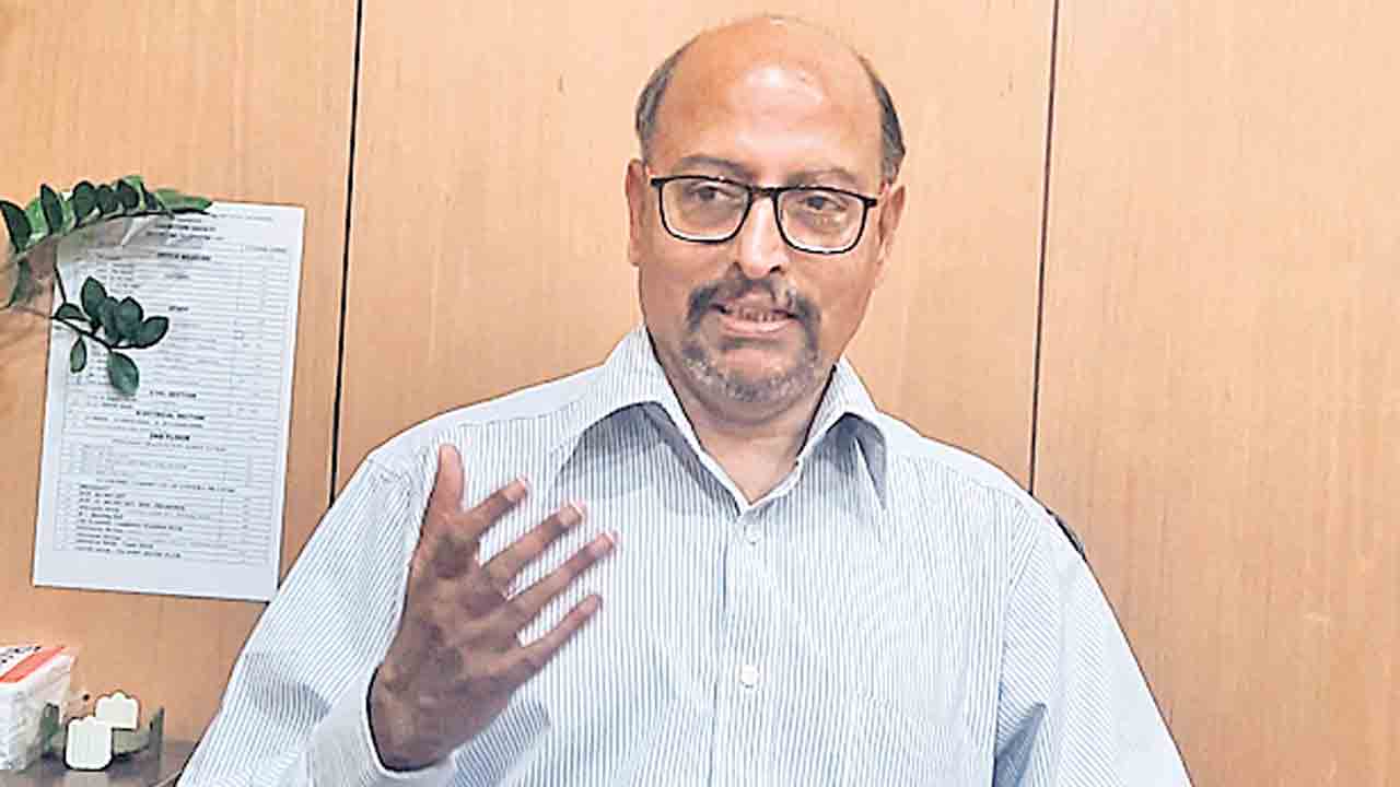 పారిశ్రామిక ప్రదర్శనకు ఏర్పాట్లు