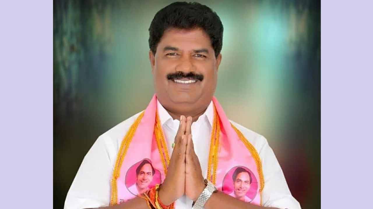 Telangana Assembly Elections | జుక్కల్‌లో 2184 ఓట్ల లీడ్‌లో హన్మంతు షిండే