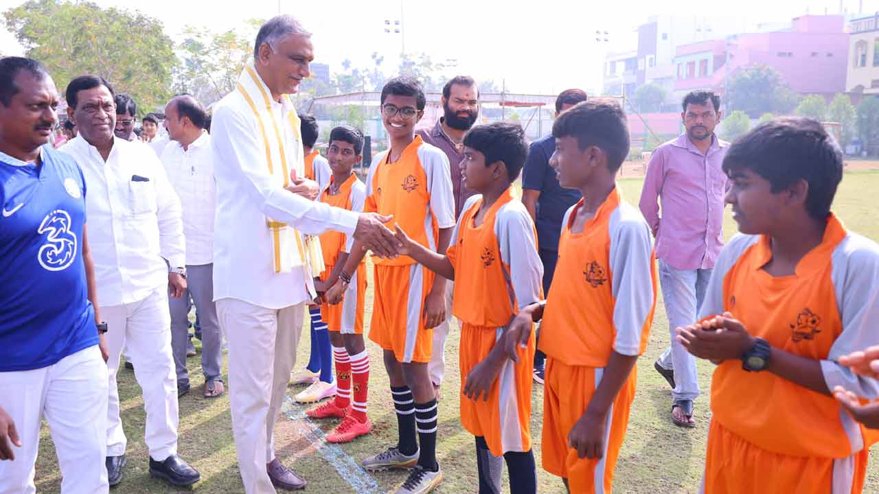 Harish Rao | విద్యతోపాటు క్రీడల్లోనూ పోటీతత్వం అలవర్చుకోవాలి: హరీశ్‌ రావు