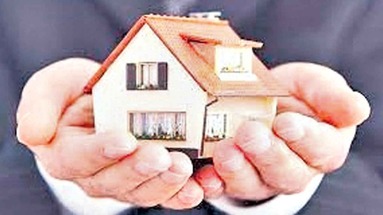 హైదరాబాద్‌లో పెరిగిన ఇండ్ల ధరలు