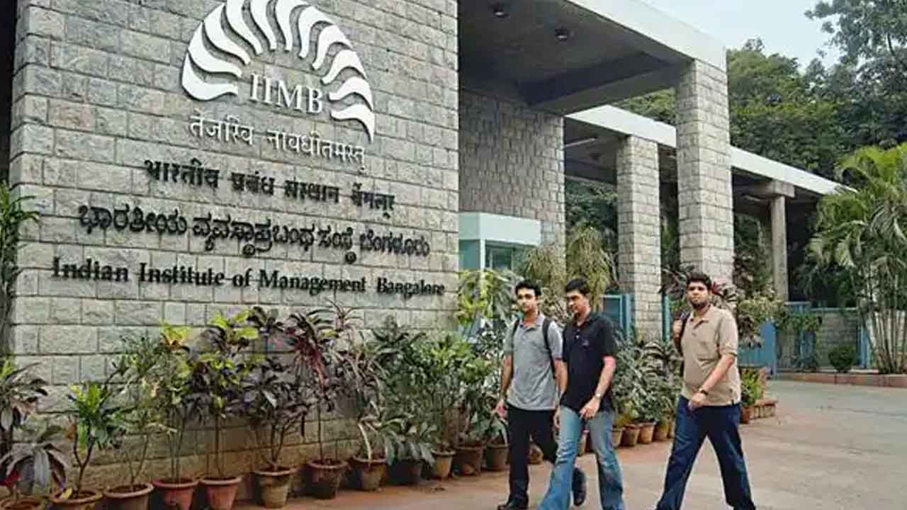 IIM | ఐదేండ్లుగా ఐఐఎంలలో పడిపోతున్న ఎస్టీల అడ్మిషన్లు.. ఎస్సీలదీ అదే పరిస్థితి