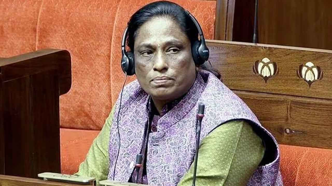 ముగ్గురు సభ్యులతో కమిటీ