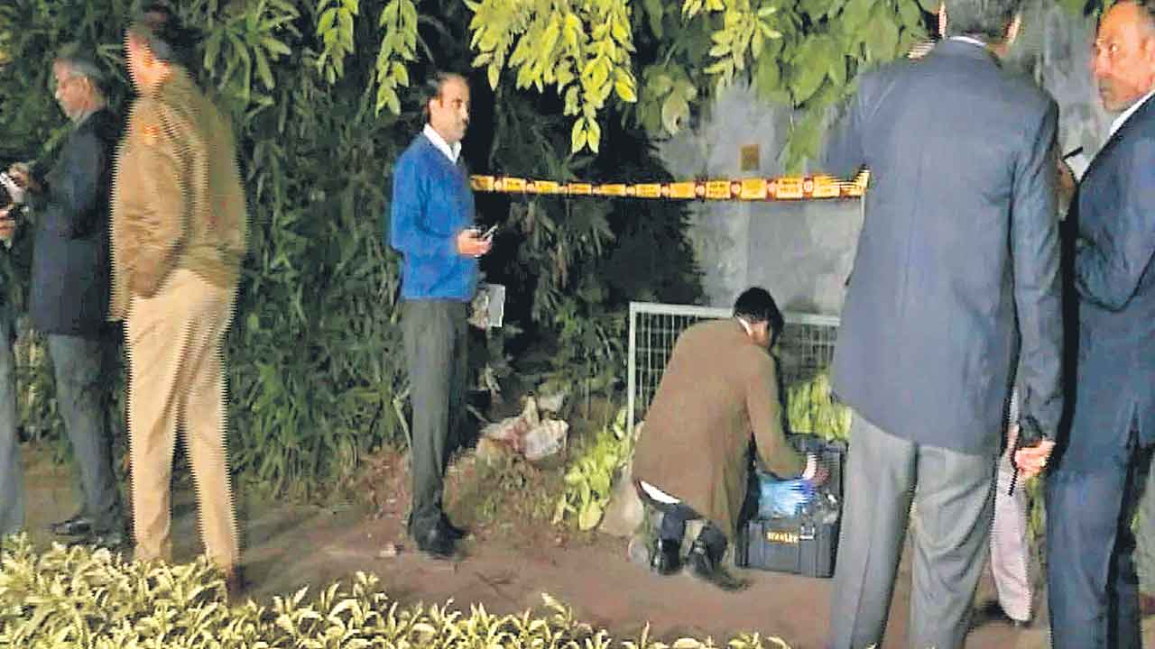 ఇజ్రాయెల్‌ ఎంబసీ సమీపంలో పేలుడు