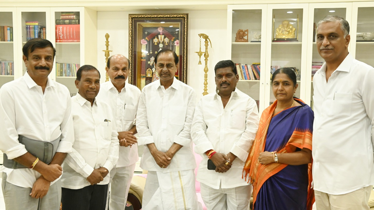 KCR | కొత్త ప్రభుత్వానికి సహకరిద్దాం.. ఎమ్మెల్యేలతో బీఆర్‌ఎస్‌ అధినేత కేసీఆర్