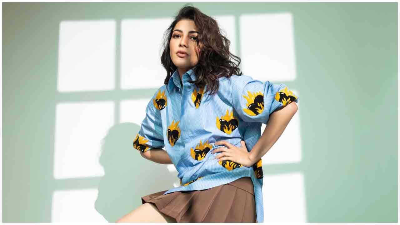 Kajal Aggarwal | మినీ స్కర్ట్స్‌లో అలరిస్తున్న కాజల్ అగర్వాల్‌..