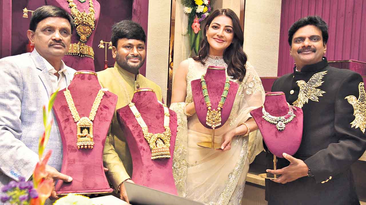 అందాల చందమామ