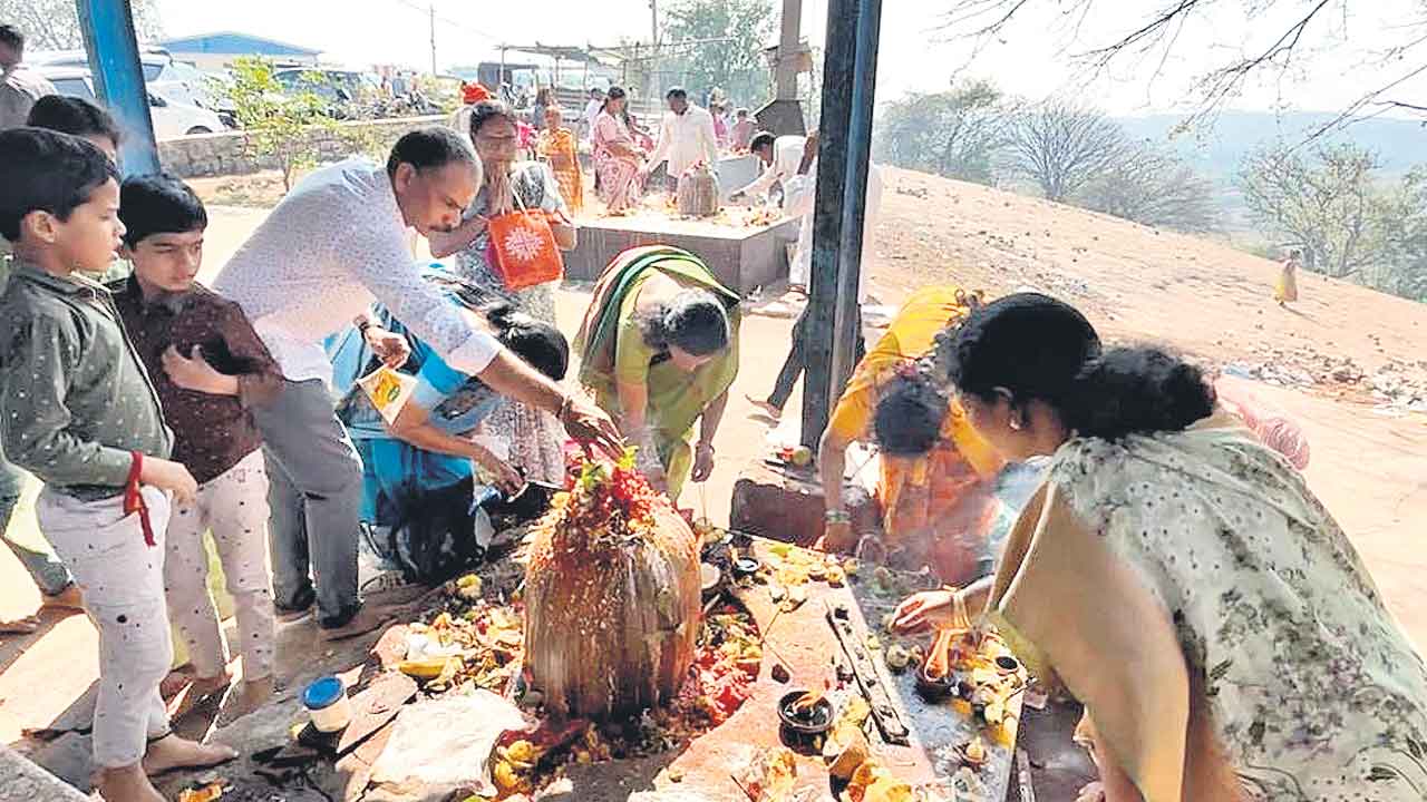 మార్మోగిన శివనామ స్మరణ