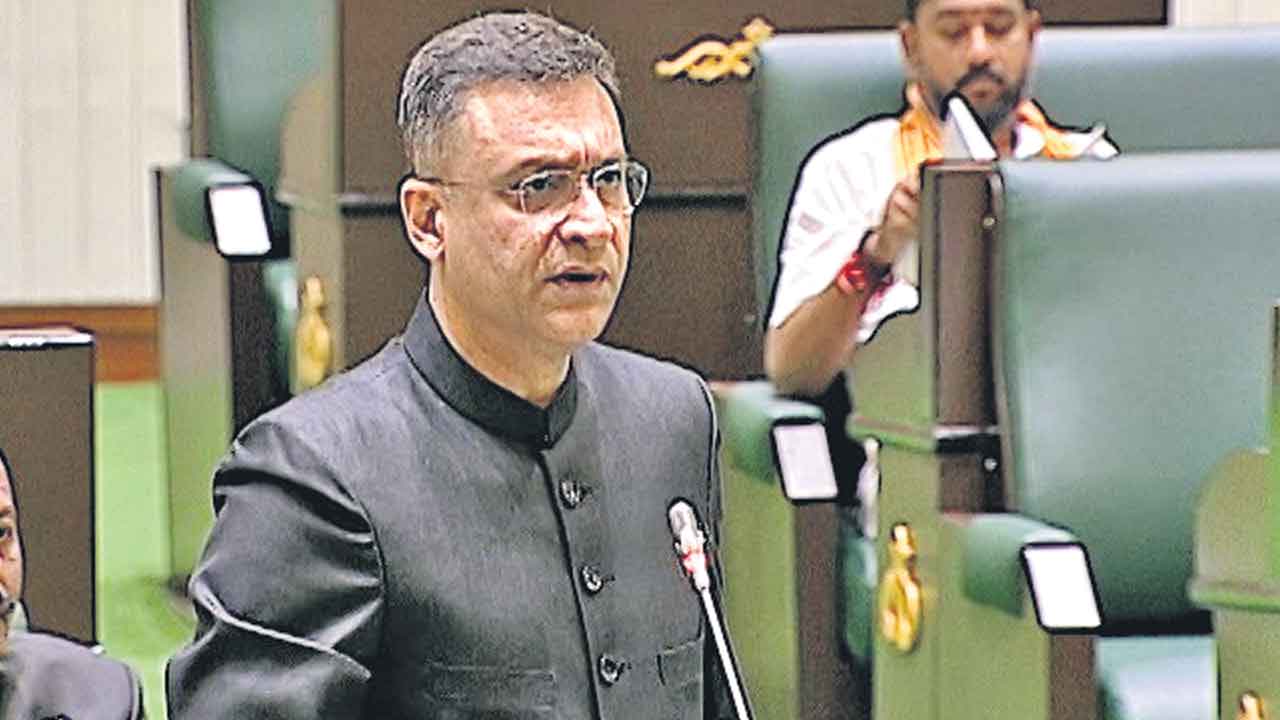 Akbaruddin Owaisi | శ్వేతపత్రం వెనుక మీ ఉద్దేశం ఏమిటి? గత ప్రభుత్వ ఆర్థిక నిర్వహణను విమర్శించాలనుకున్నారా?: అక్బరుద్దీన్‌ ఒవైసీ