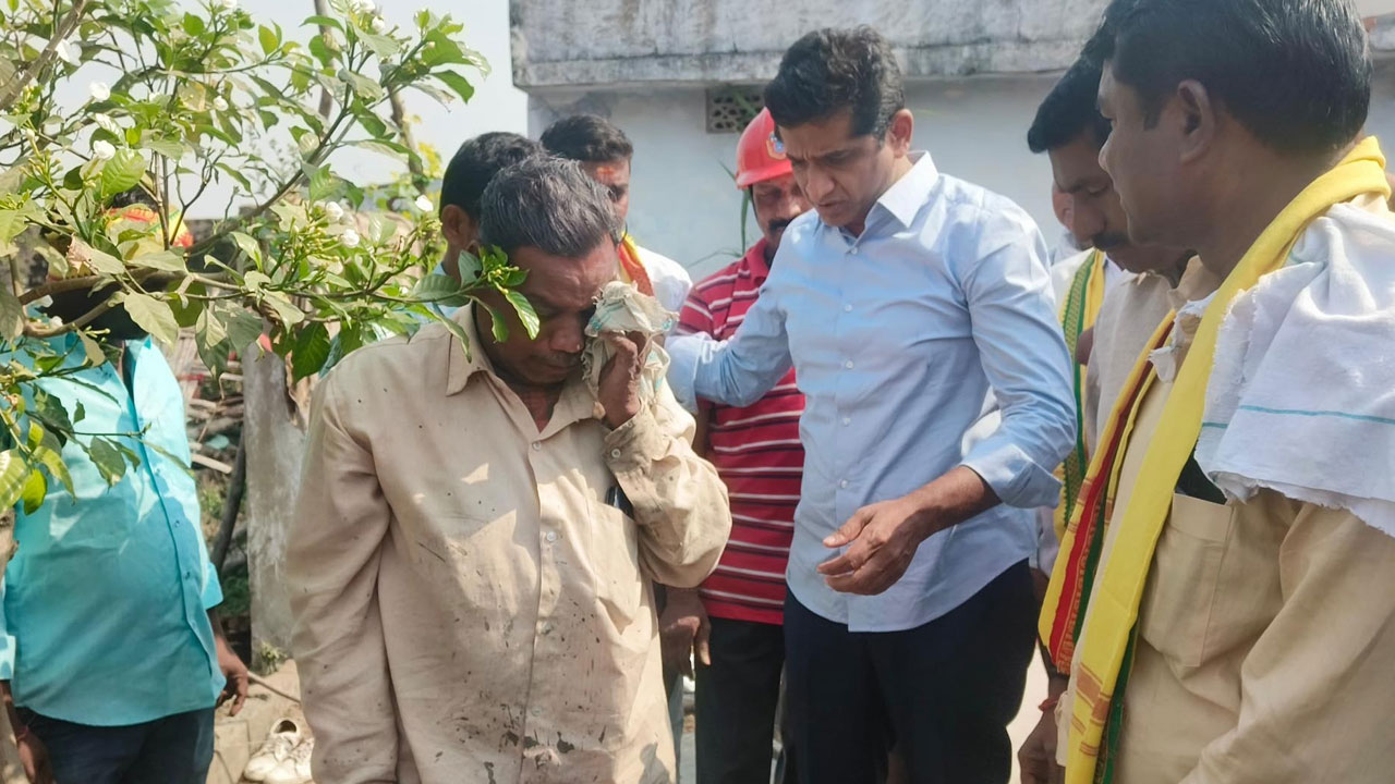 భయపడకు నేనున్నా..