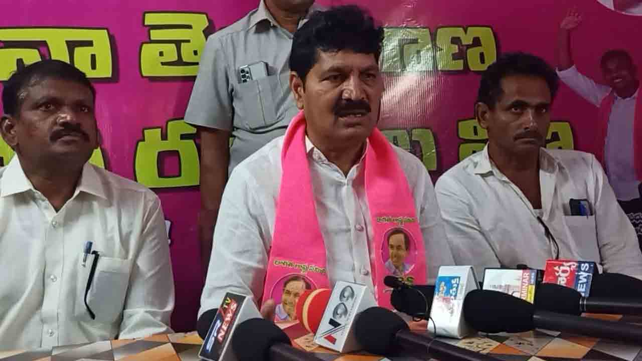 పార్టీ మారే ప్రసక్తే లేదు